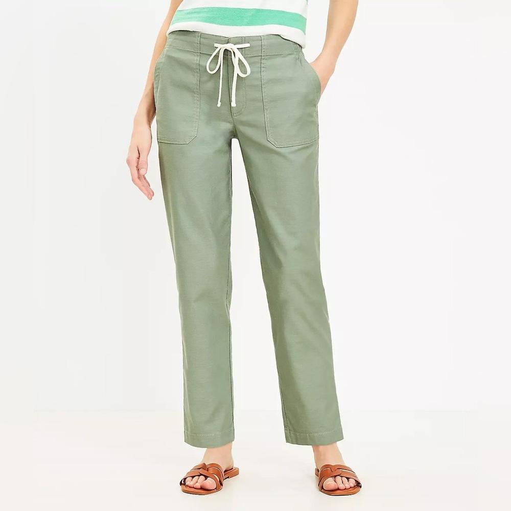Loft Utility Jogger Pants in Twill - Comfy & Stylish  - New with tags